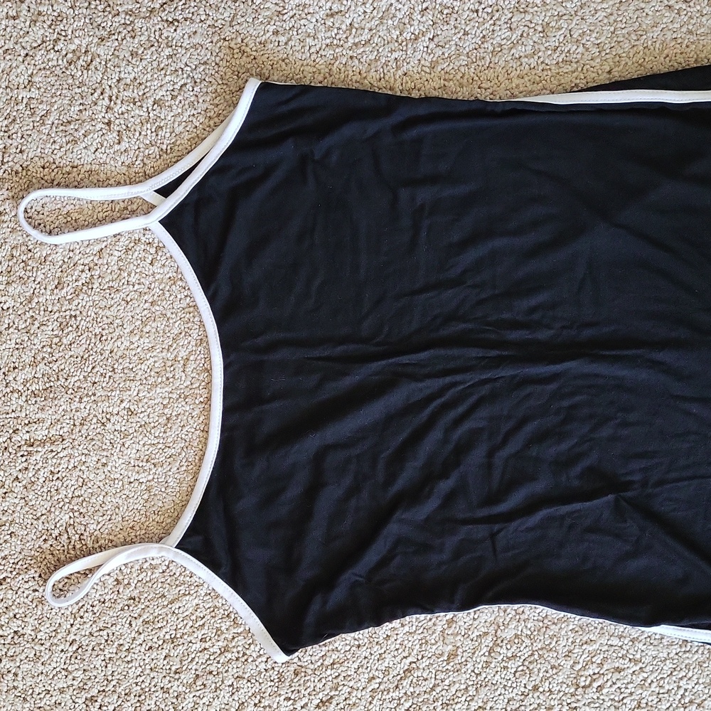 Sporty romper - Picture 3 of 5